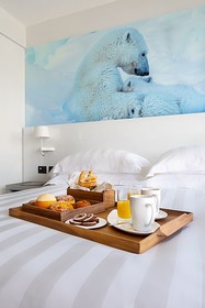 Life Hotel