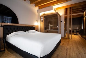Hotel Master