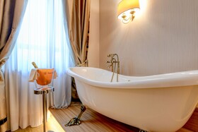Hotel Master