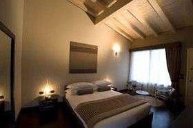 Onemhotel