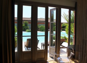 Joia Hotel & Luxury Apartments