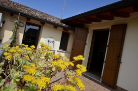 9 Muse Bed & Breakfast