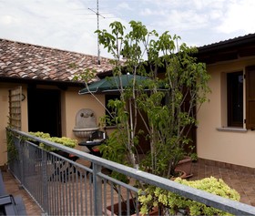 9 Muse Bed & Breakfast