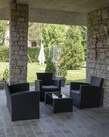 Villa & Garden