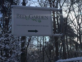 Bed & Garden