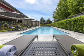 Living Hotel