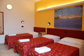 Hotel Mantegna Stazione