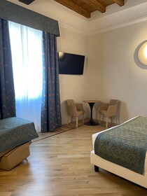 Cà Uberti Home Boutique
