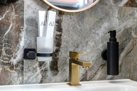 AH - Duomo Signature