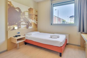 B&B Hotel Milano La Spezia