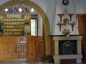 Amico Hotel