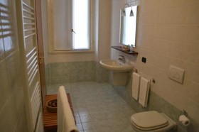 Amico Hotel