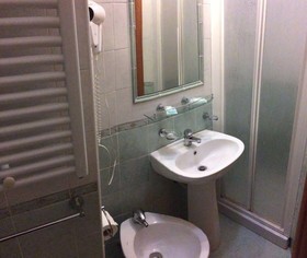 Domus Guesthouse