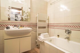 Hemeras Boutique House Bollo