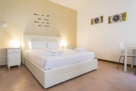 Hemeras Boutique House Bollo