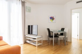 Home at Hotel - Fara