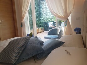 Home Flowers Milano