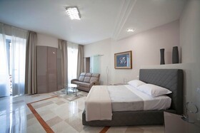 Imhome - Cadorna House