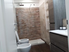 Kibilu - Viale Bligny Red