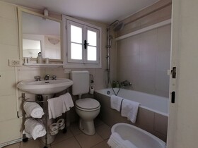 Mercanti Attic Version