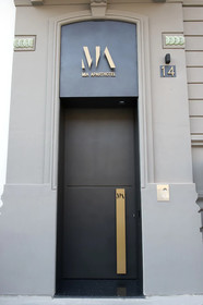 Mia Aparthotel