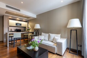 NJ Hotels & Apartments San Pietro all’Orto 6