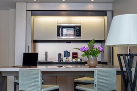 NJ Hotels & Apartments San Pietro all’Orto 6