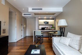 NJ Hotels & Apartments San Pietro all’Orto 6