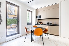 NJ Hotels & Apartments San Pietro all’Orto 6