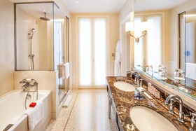 Palazzo Parigi Hotel Grand Spa