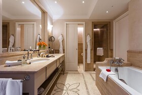 Palazzo Parigi Hotel Grand Spa