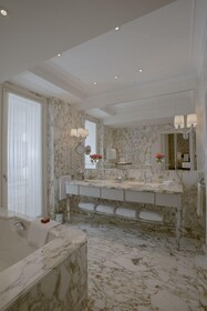 Palazzo Parigi Hotel Grand Spa