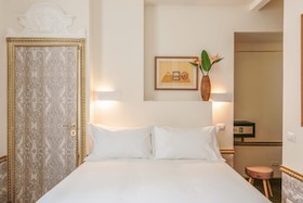 Rivière Luxury Palaces