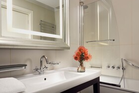 UNAHOTELS Cusani Milano
