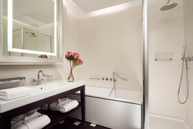 UNAHOTELS Cusani Milano