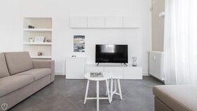 Vincenzo Monti 29 by Italianway