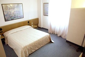 Helios Hotel