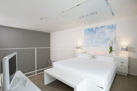 MO.OM Hotel