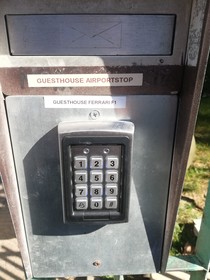 Guesthouse AirportStop