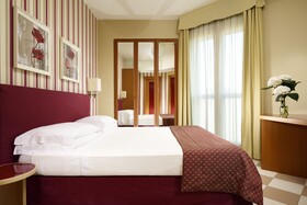 UNAHOTELS The One Milano