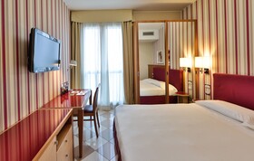 UNAHOTELS The One Milano