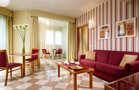UNAHOTELS The One Milano