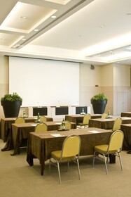 Starhotels Grand Milan