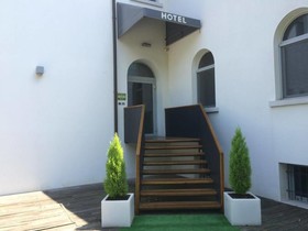 Blue Hotel