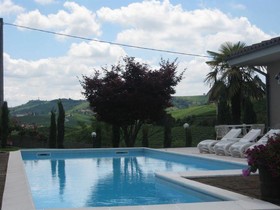 Red Wine Camere