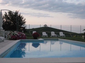 Red Wine Camere
