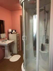 La Rosa Tra Le Vigne