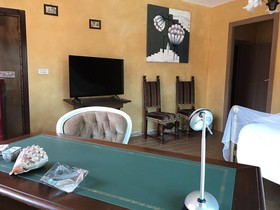 La Rosa Tra Le Vigne