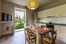 Casale Dell'acero Rosso 10 Emma Villas