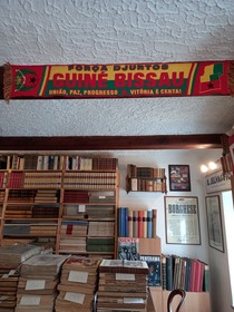 Emeroteca Del 900